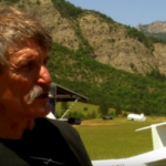 Klaus Ohlmann presente l’activité planeur à l’aérodome de La Bâtie-Montsaléon